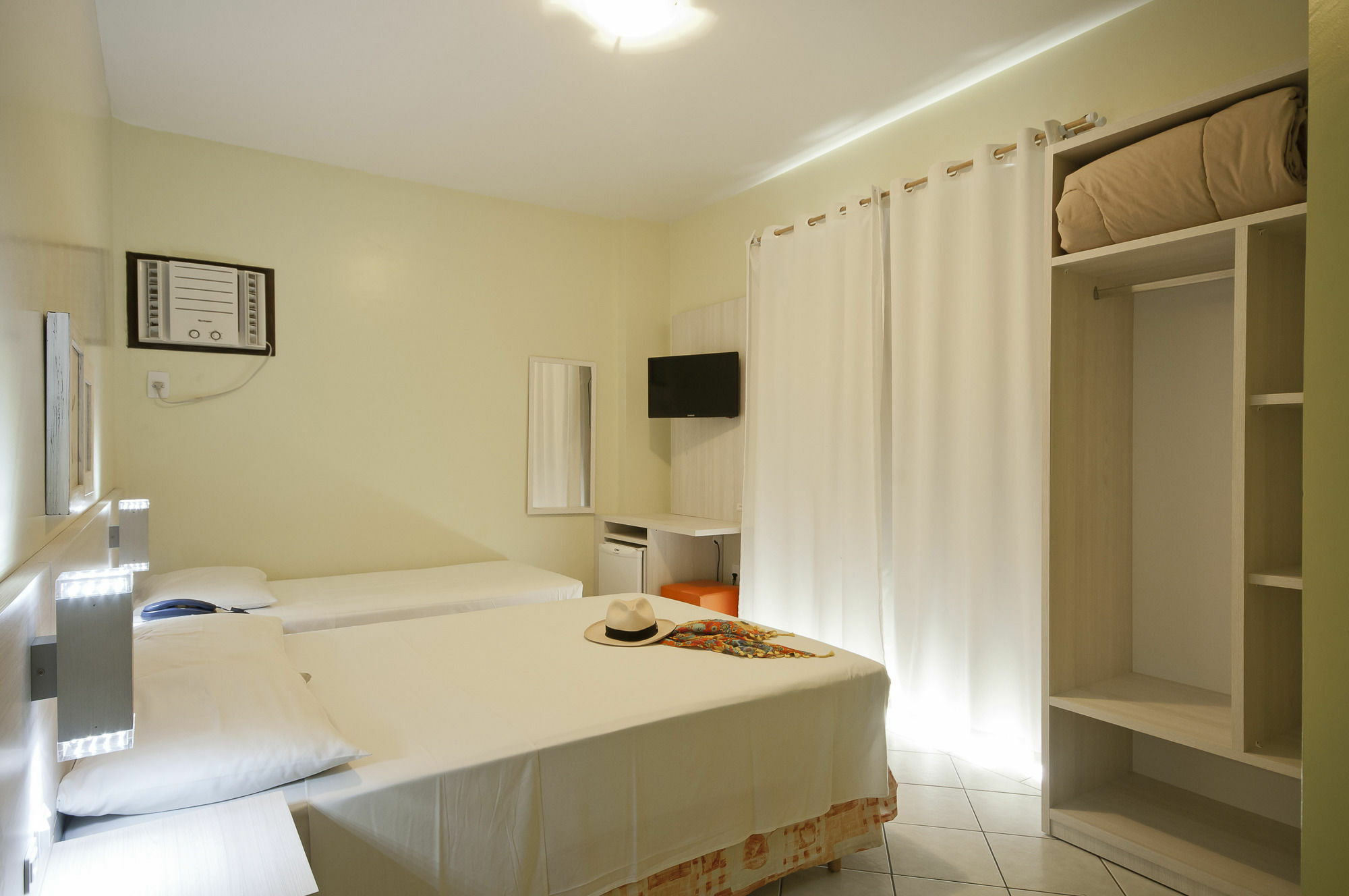 Atlantica Inn